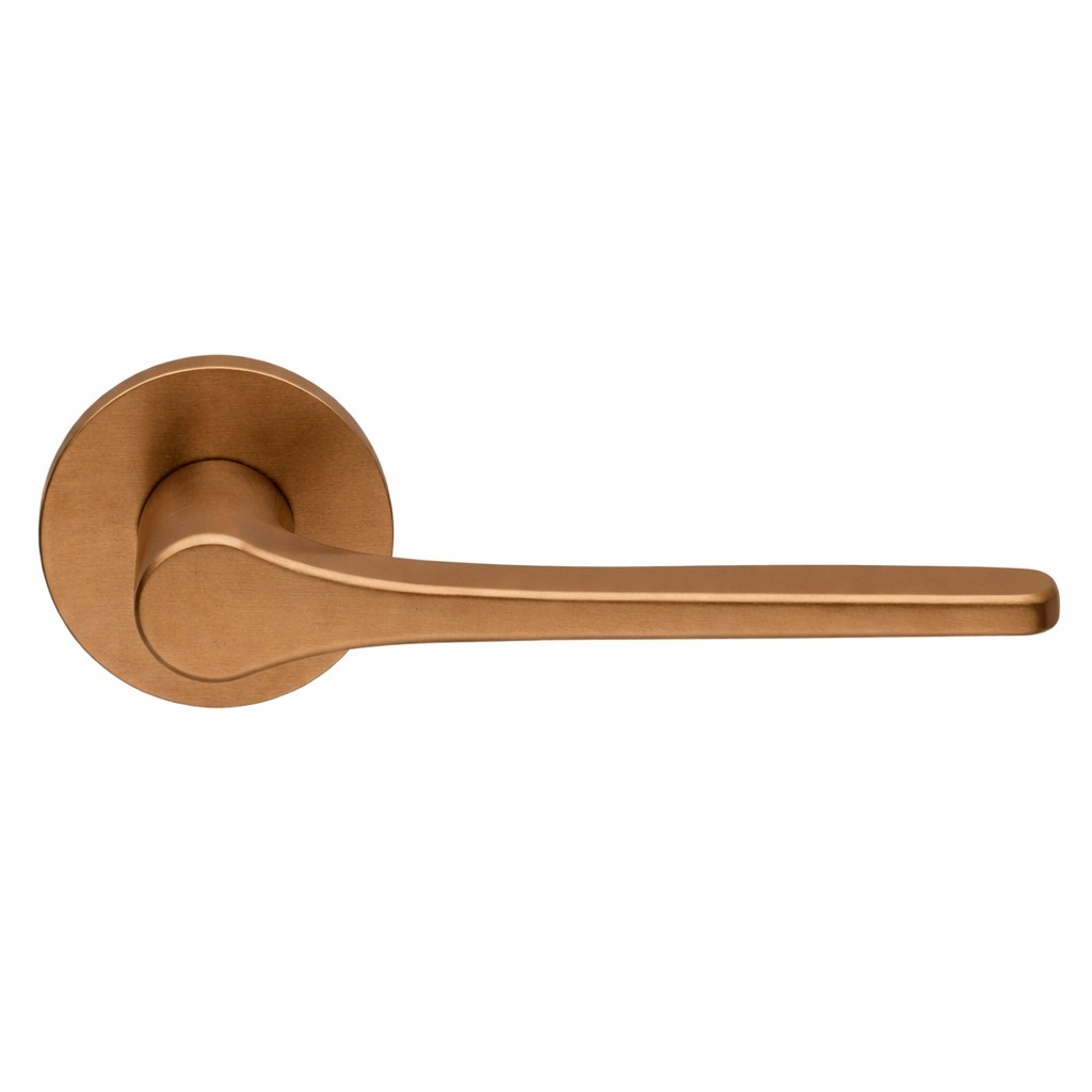 Πόμολα Πόρτας ILAVIO Χειρολαβές με ροζέτα 2631 Copper Aged (Ζεύγος(εσωτερικής πόρτας με Κλείστρο W/C))