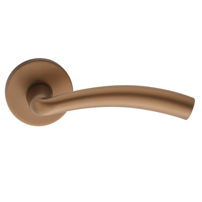 Πόμολα Πόρτας ILAVIO χειρολαβές με ροζέτα 2701 Copper Aged (Ζεύγος(εσωτερικής πόρτας με Κλείστρο W/C))