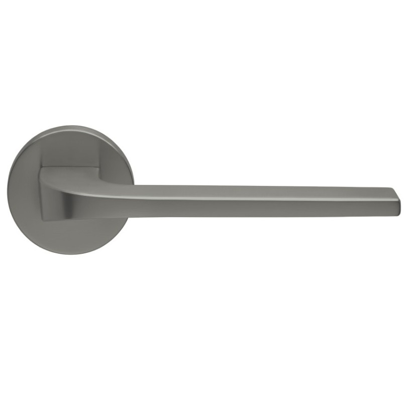 Πόμολα Πόρτας ILAVIO χειρολαβές με ροζέτα 2481 Graphite Smoked (Τεμάχιο (δεξί εξώπορτας))