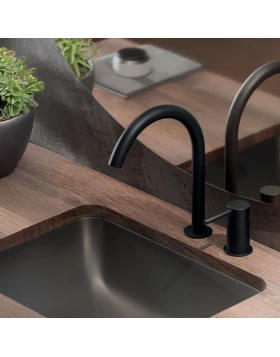 Μπαταρία Νιπτήρος Eurorama με Επικαθήμενο Μίκτη σειρά (R6830-400 + R5309-400) Μαύρο Ματ (Image 1)